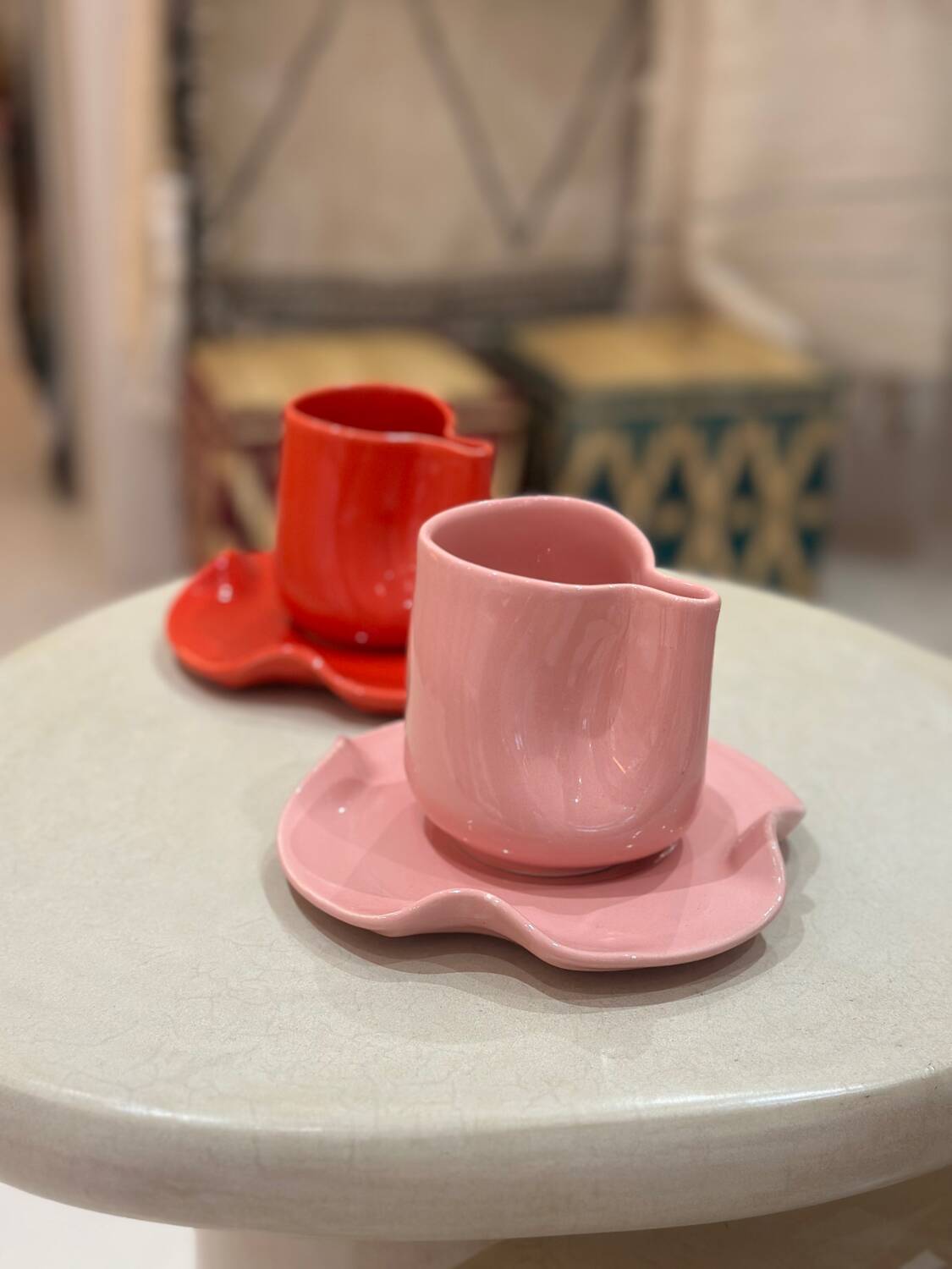 Set of ceramic artisan mugs with pink pop Barbapapa water lily design.
