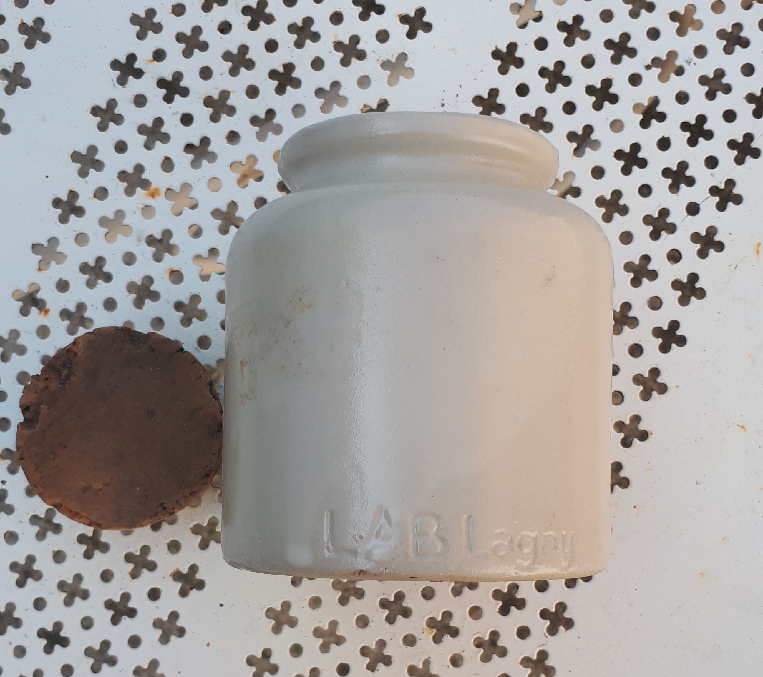 Set of 3 old sandstone pots