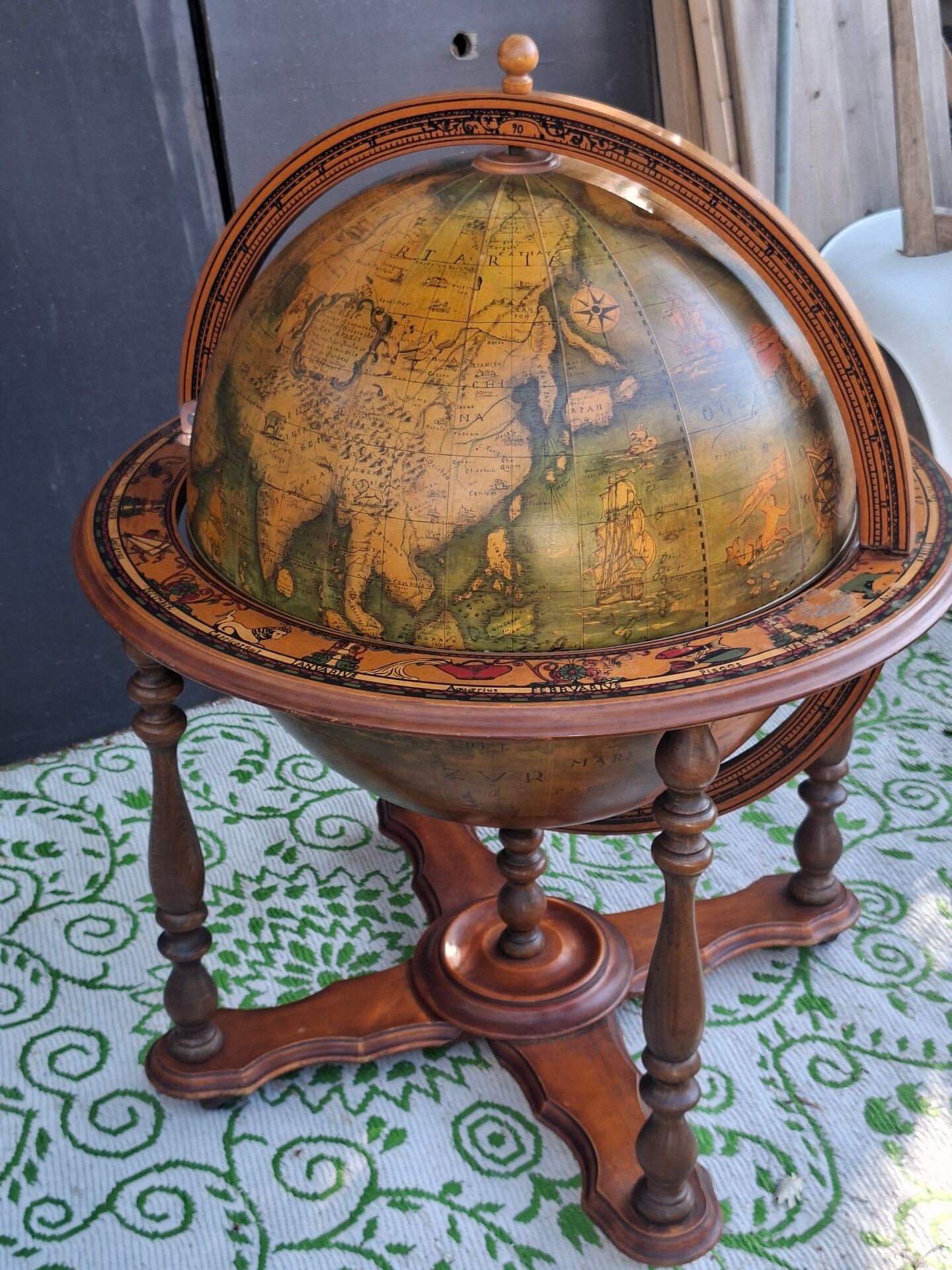 Bar world map