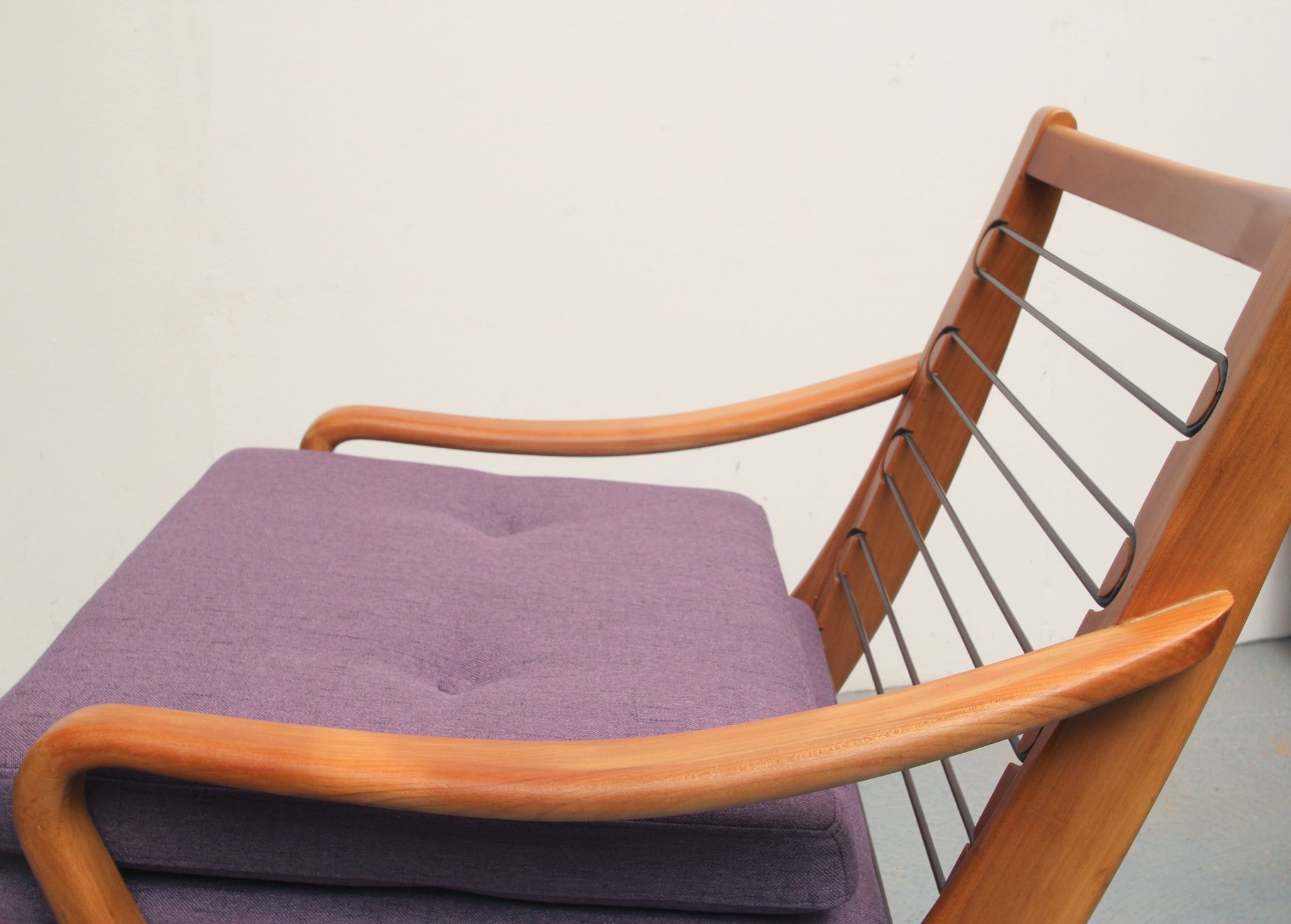 Fauteuil violet 1950