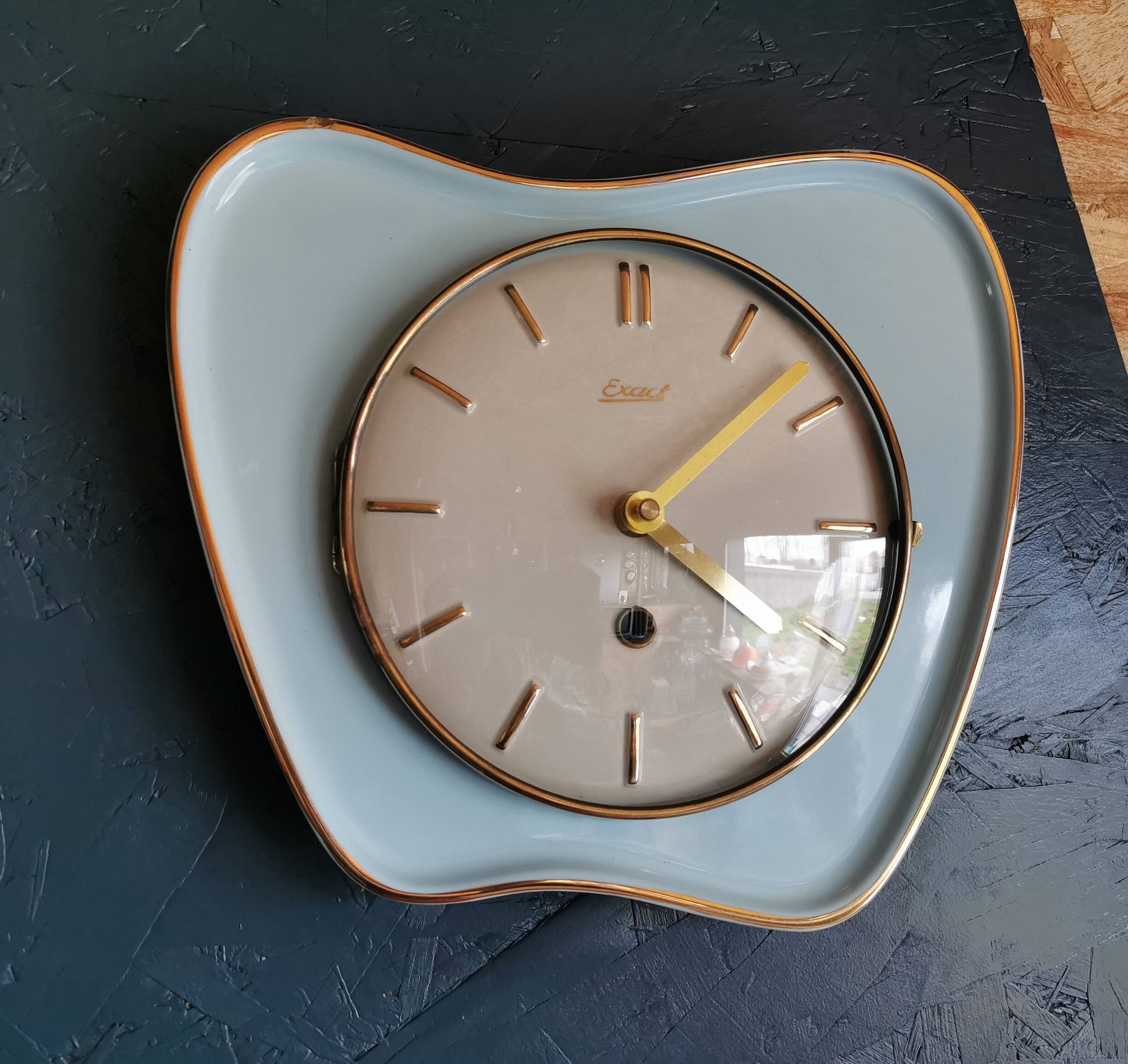 Vintage ceramic clock silent wall pendulum "Exact golden blue"