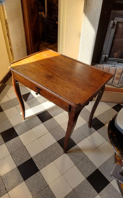 Pretty little antique table