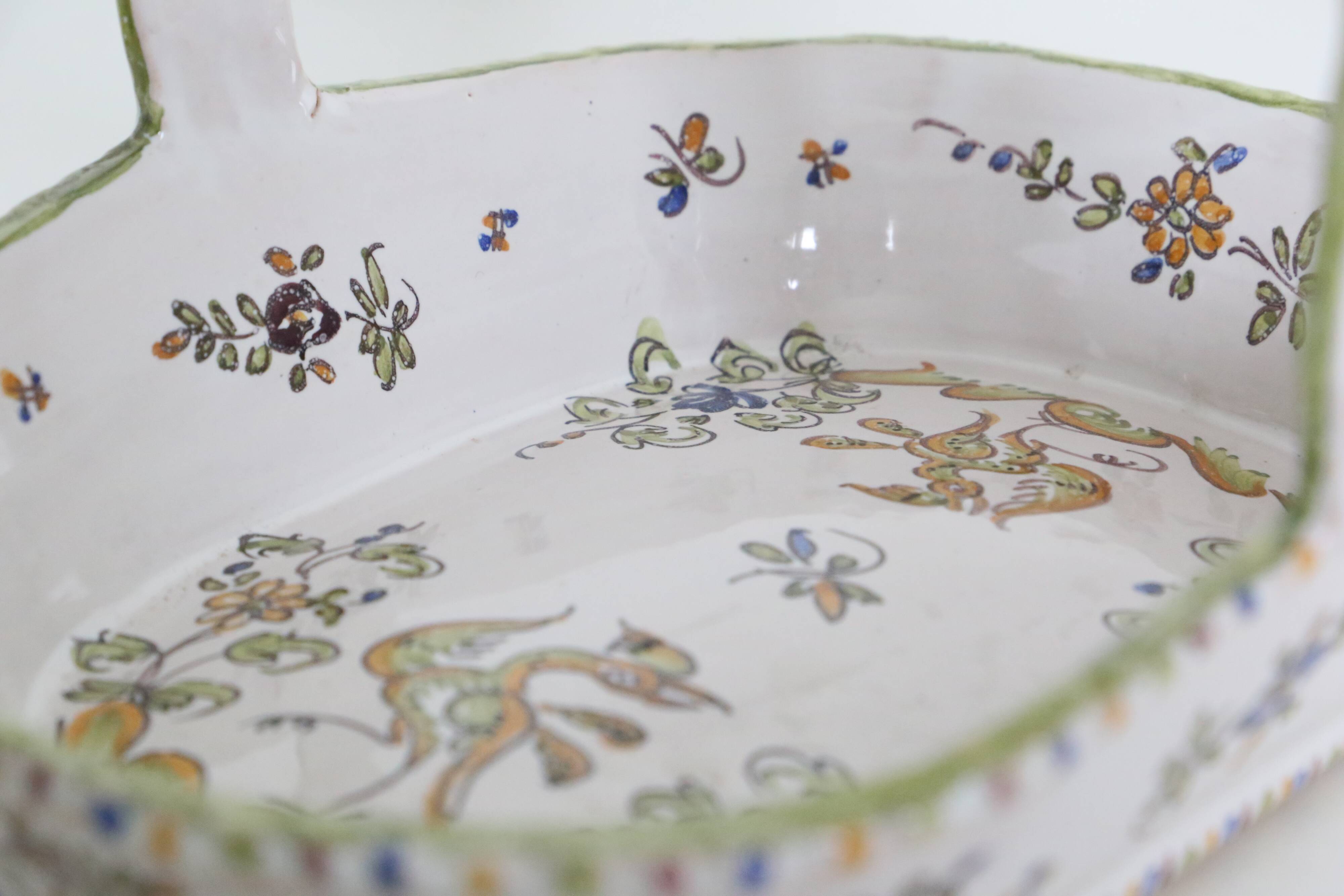 Ceramic basket of Martres Tolosane, hand painted