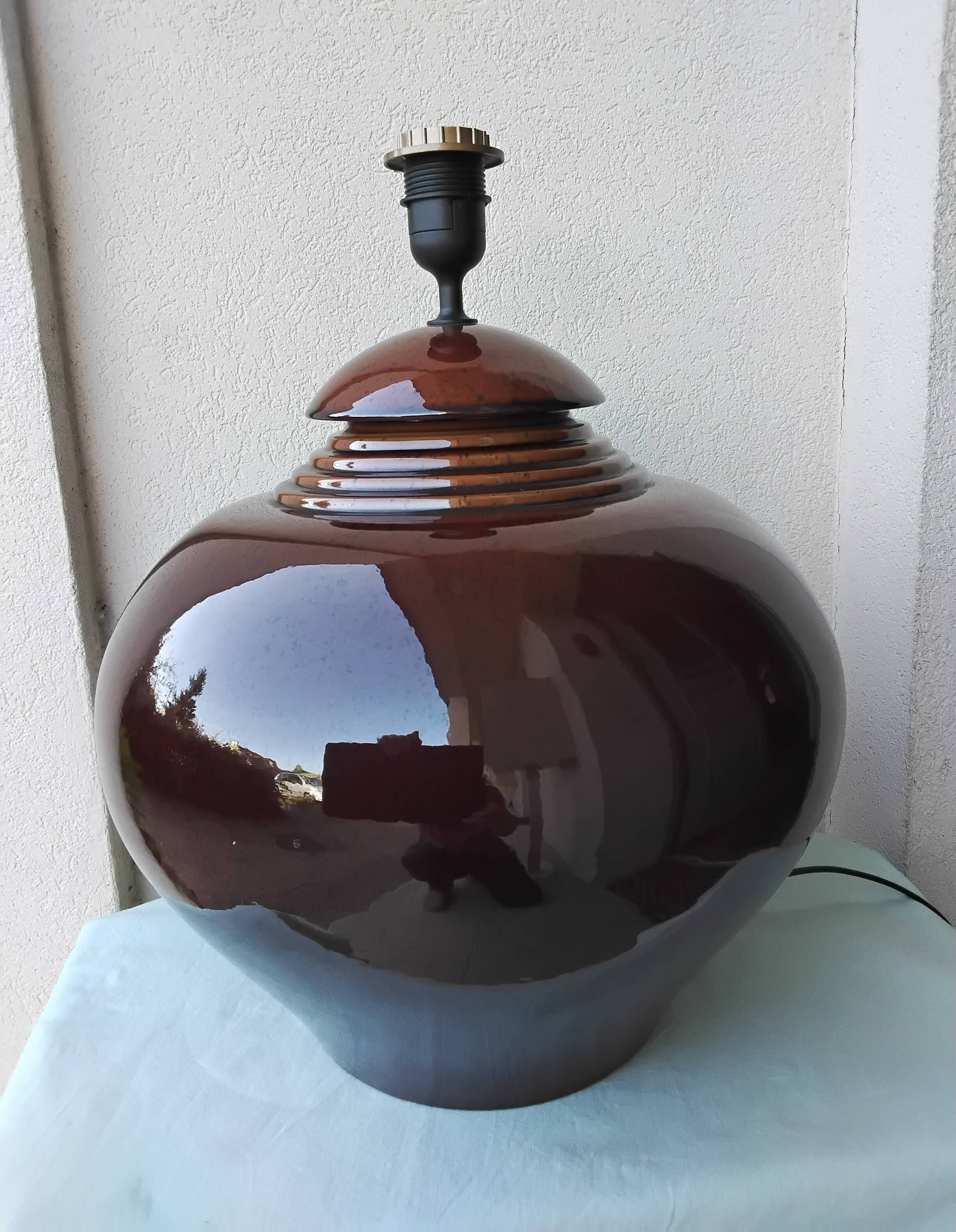 Ceramic lamp base