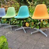 Series of 4 chairs by Eames editionHerman Miller