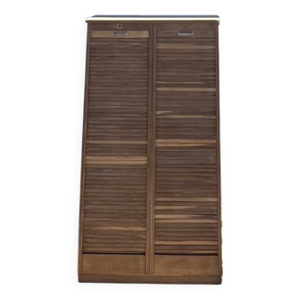 Double curtain filing cabinet
