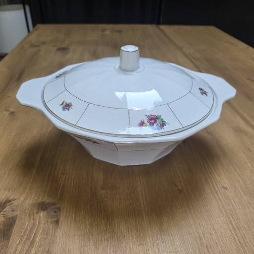 Soup tureen Digoin Sarreguemines Prado
