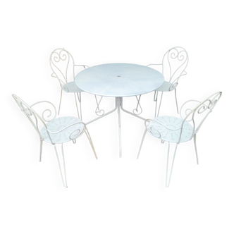 Garden furniture in wrought iron, 1 table + 4 armchairs