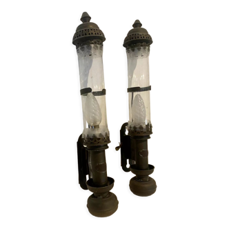 Pair of Art Deco wall lamps in brass and glass, XX century