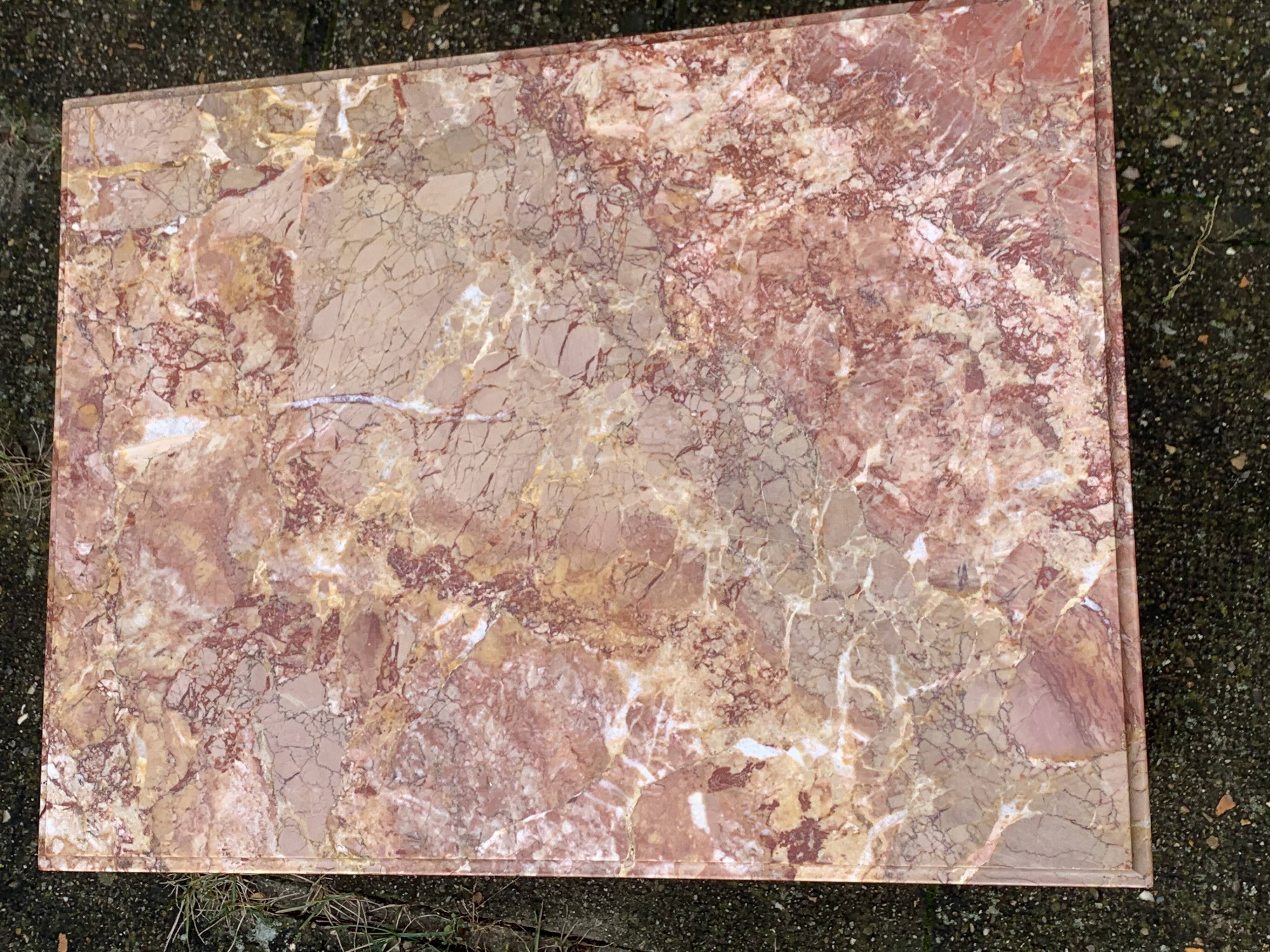 Carved wooden coffee table with shell pattern and removable pink marble top, old