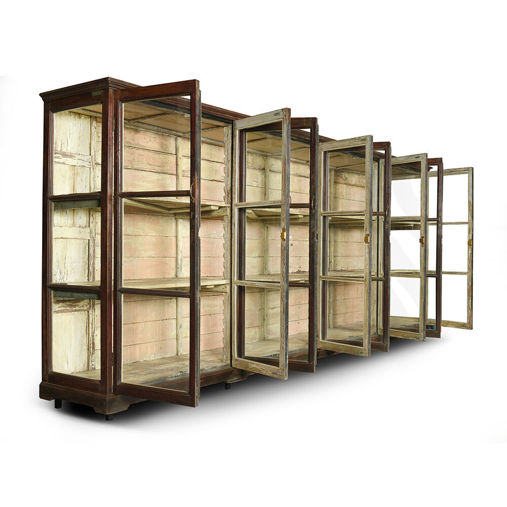 Vitrine en bois