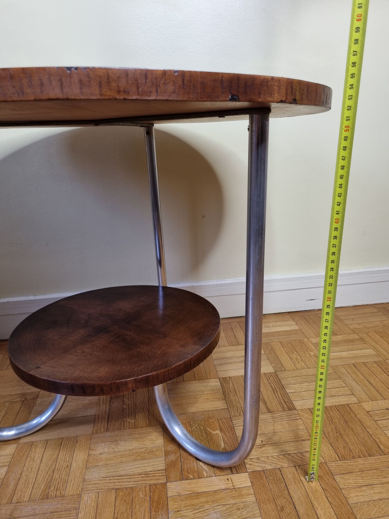Modernist side table "Bauhaus" in veneer wood and curved tubular steel, 30s