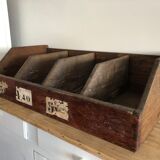 Old wooden grocery crate