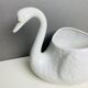 Lot de deux pots de fleur vintage cygne