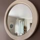 Miroir rond blanc en plastique vintage
