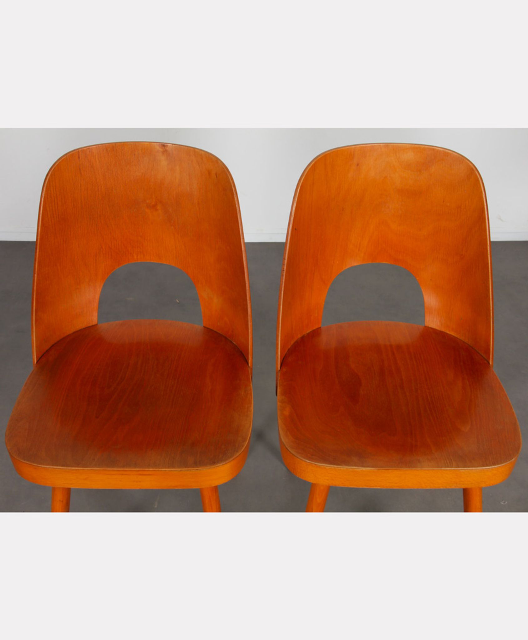 Suite of 4 vintage chairs by Oswald Haerdtl for Ton, 1960