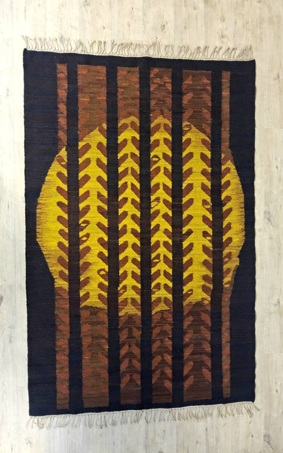 Tapis kilim en laine vintage design Maria Janowska (Zachód) coucher de soleil