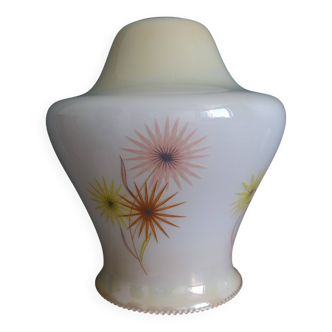 Abat jour globe tulipe en verre blanc opaline