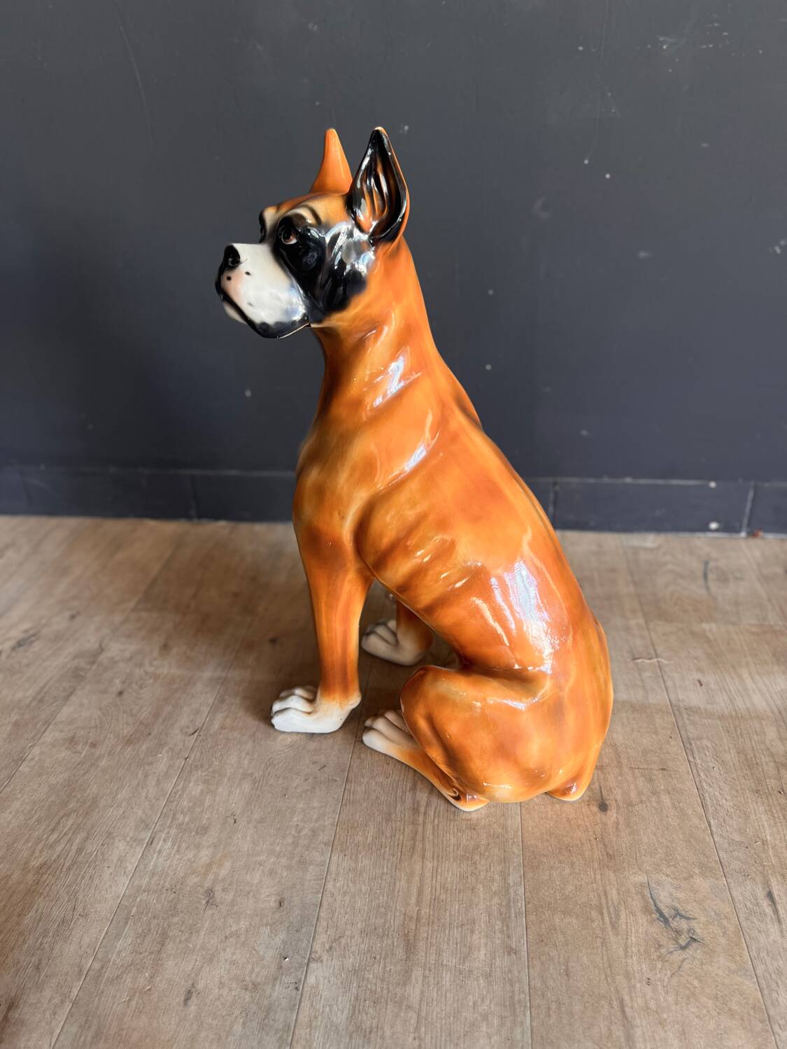 Porcelain dog