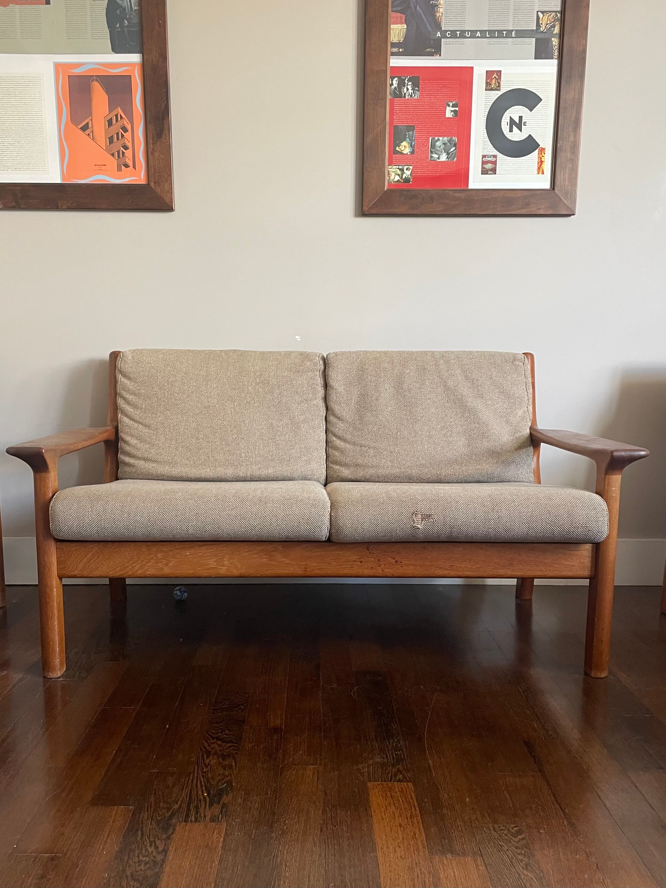 Scandinavian 2-seater sofa