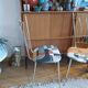 Paire de chaises en métal doré années 50