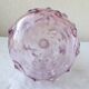 Vase en verre rose