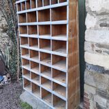 Shelf with lockers