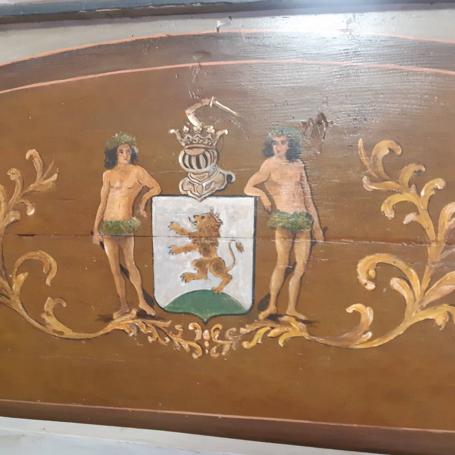 Grand coffre banquette peint 149X58