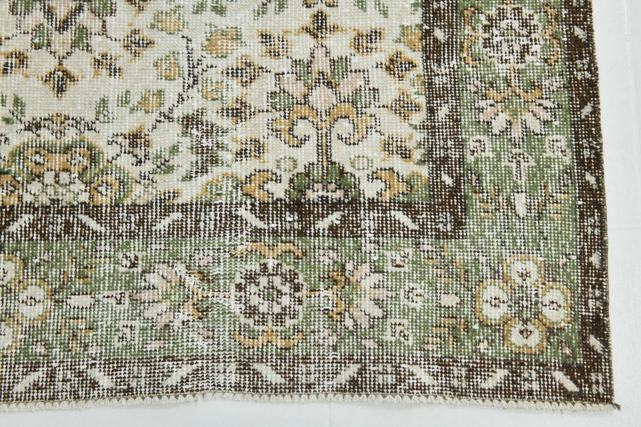 6x10 Brown & Beige Floral Pattern Vintage Rug, 196x325Cm