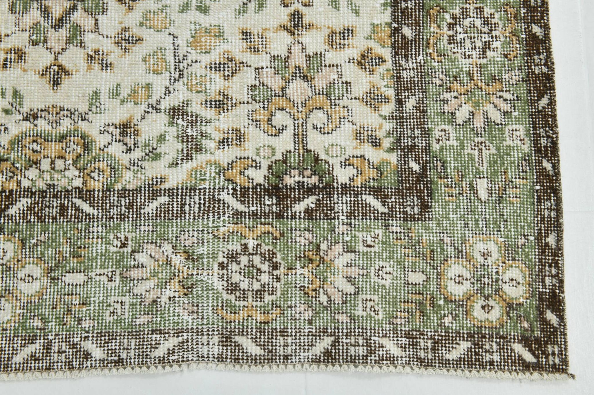 6x10 Brown & Beige Floral Pattern Vintage Rug, 196x325Cm