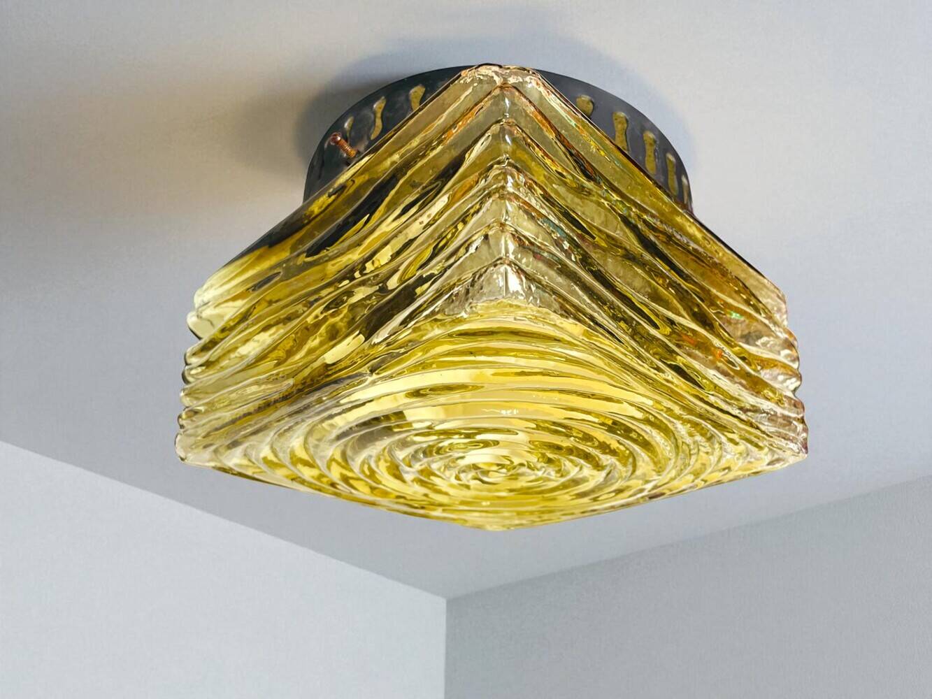 Bauhaus square green glass flush munt lamp