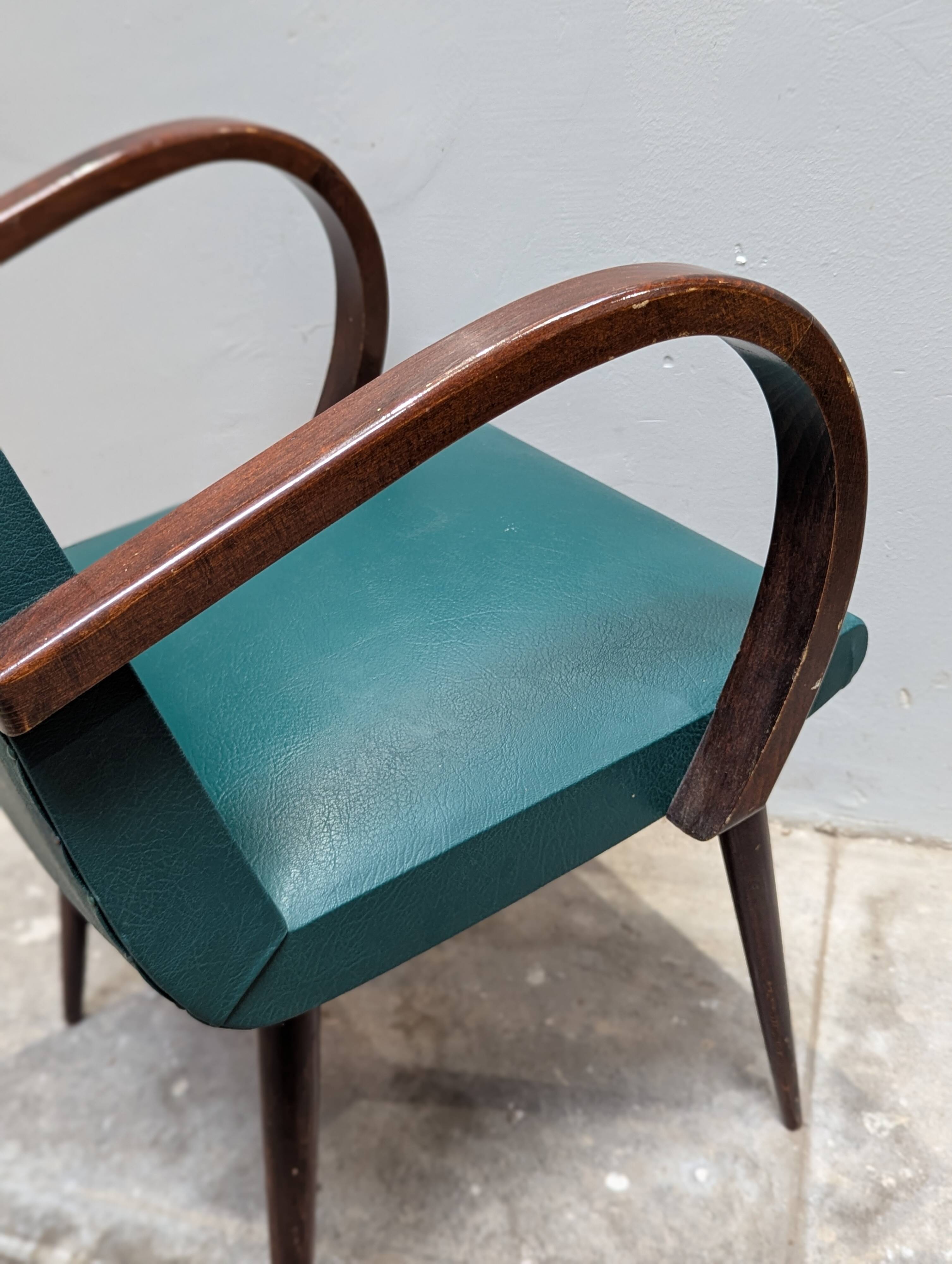 Bridge chair with compass legs