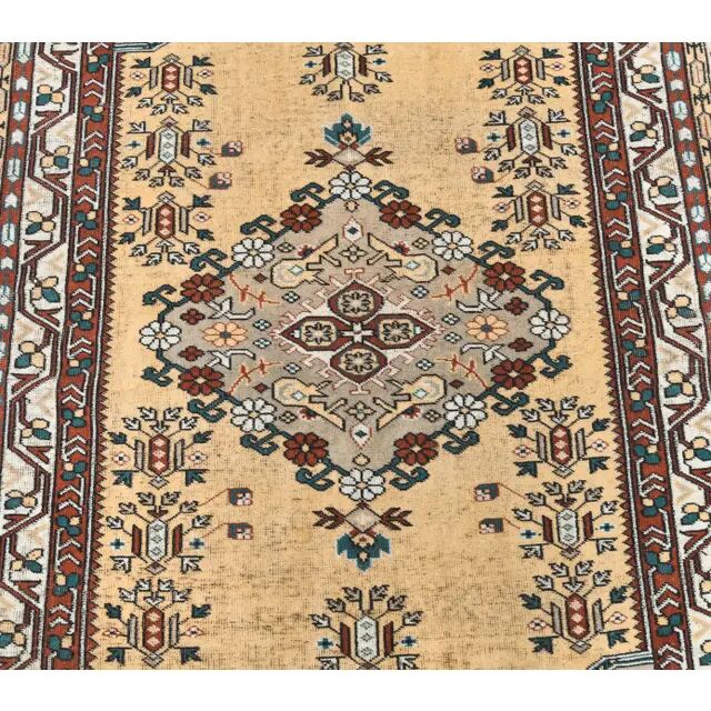 Turkish Vintage Handmade Wool Rug 150x211