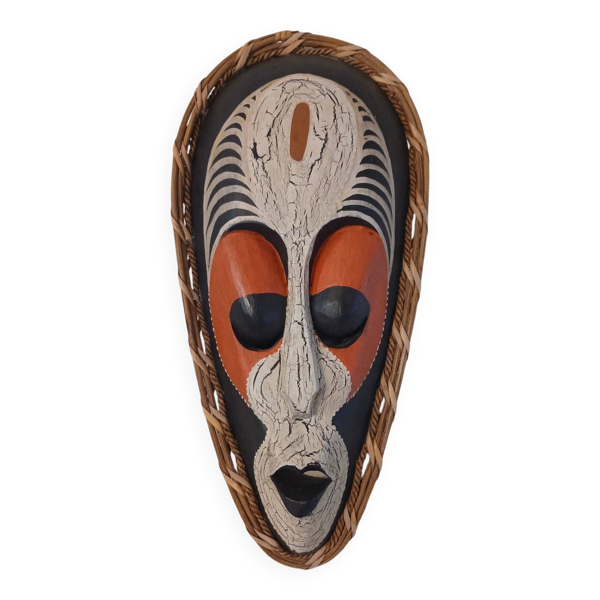 Masque indonésien — Beyit