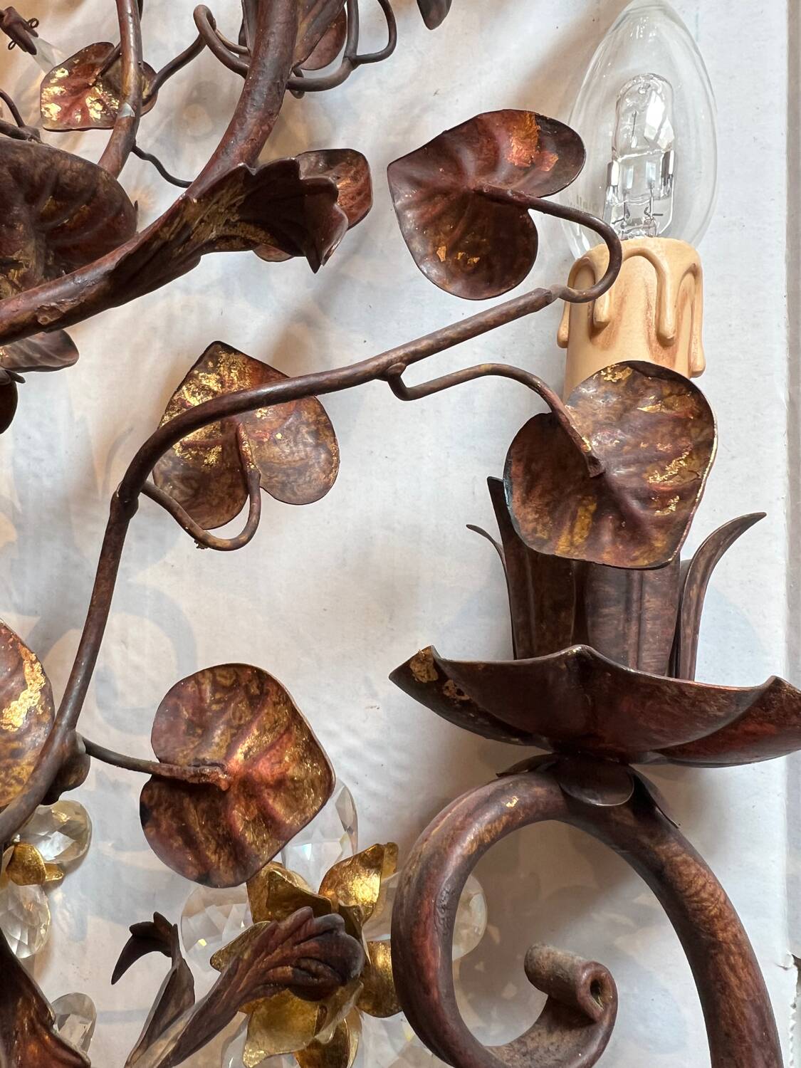 Pair of wall sconces