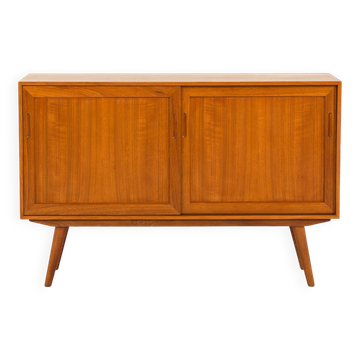Petit buffet en teck scandinave, années 1970