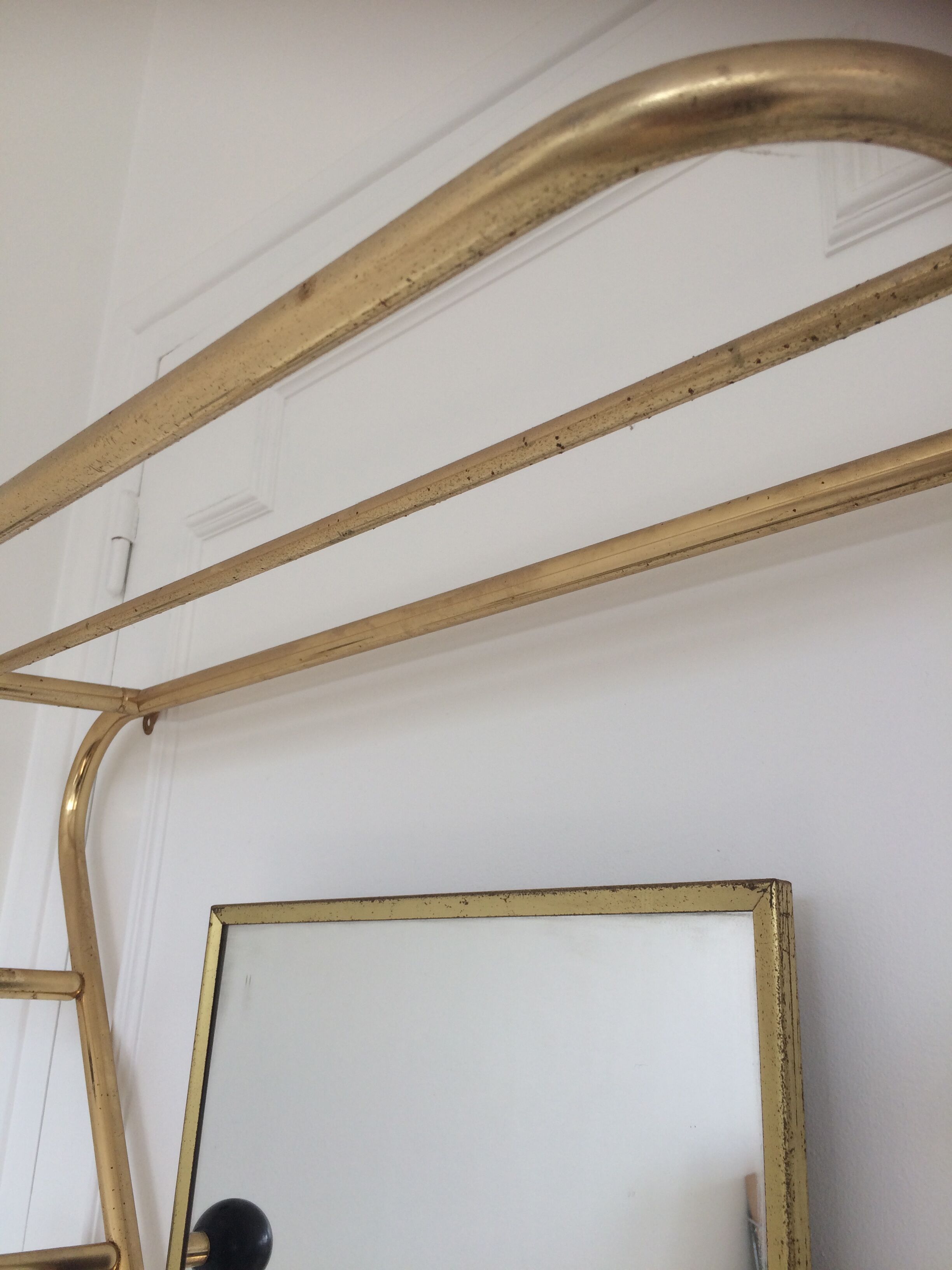 Locker room 50s brass