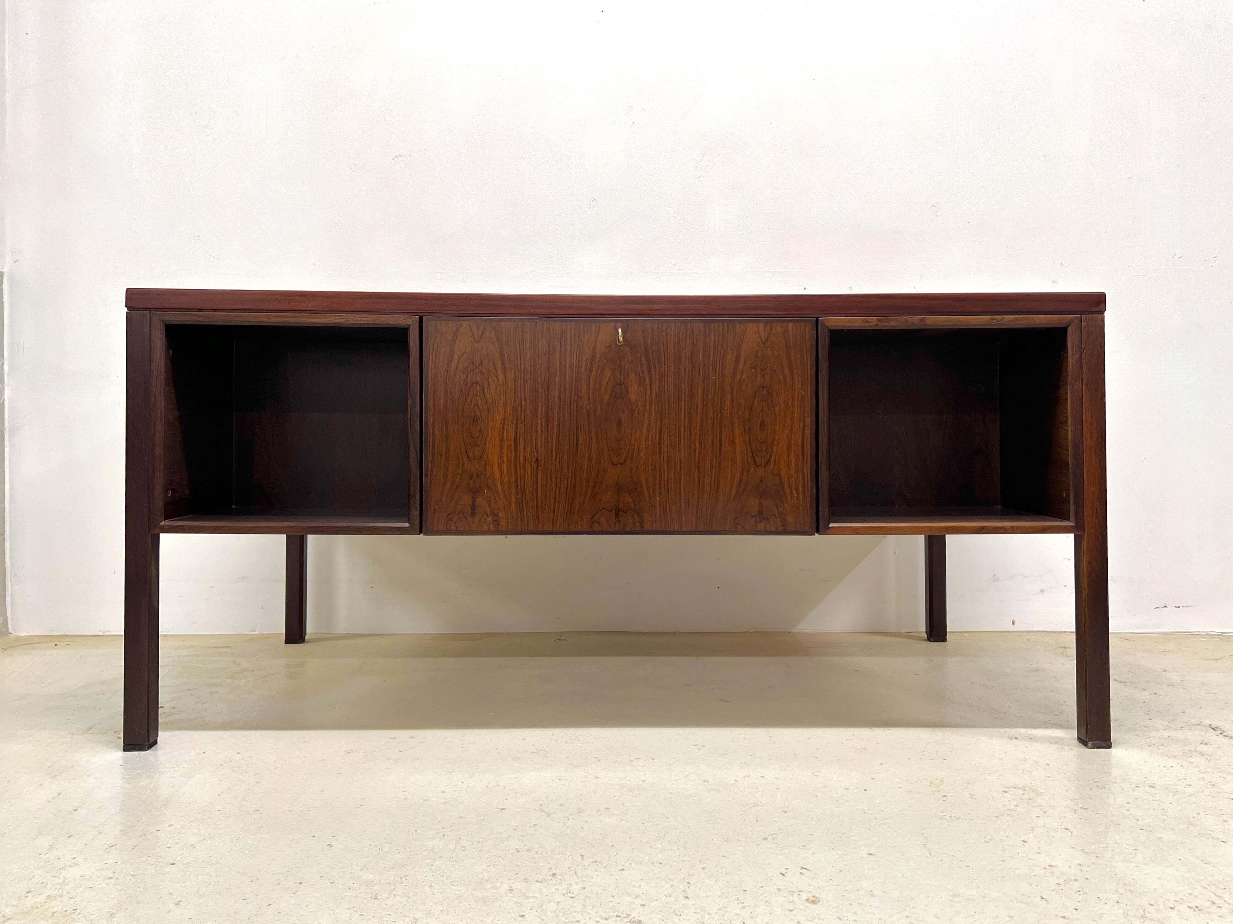 Gunni Omann Model 77 Rosewood Desk, 1960s.