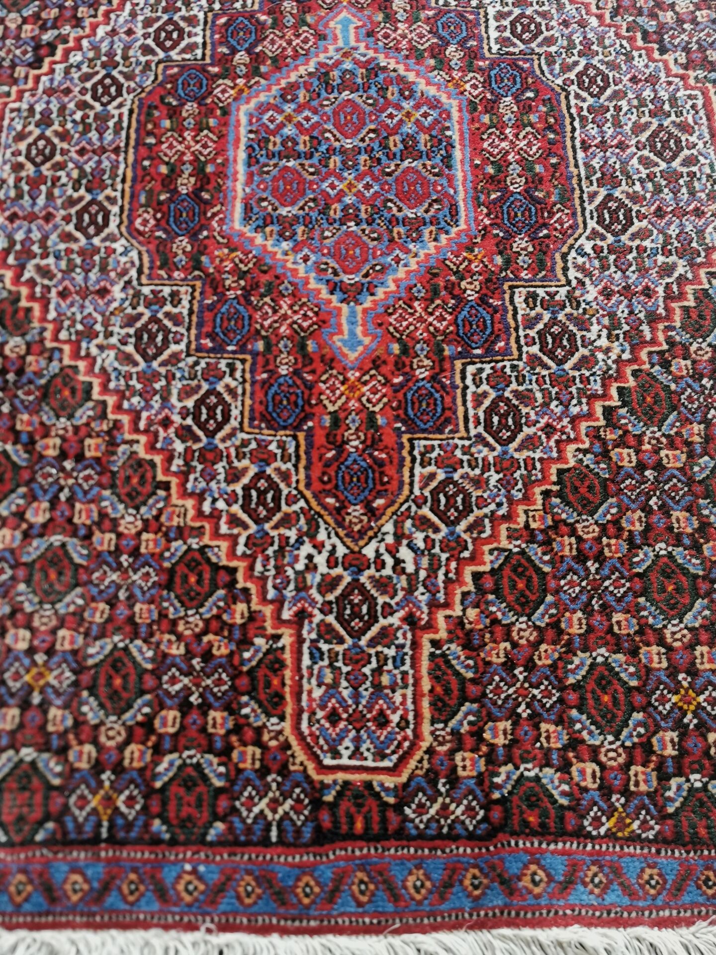 Hand-knotted Senneh Persian rug 109 x 70 cm