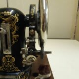Ancienne machine à coudre