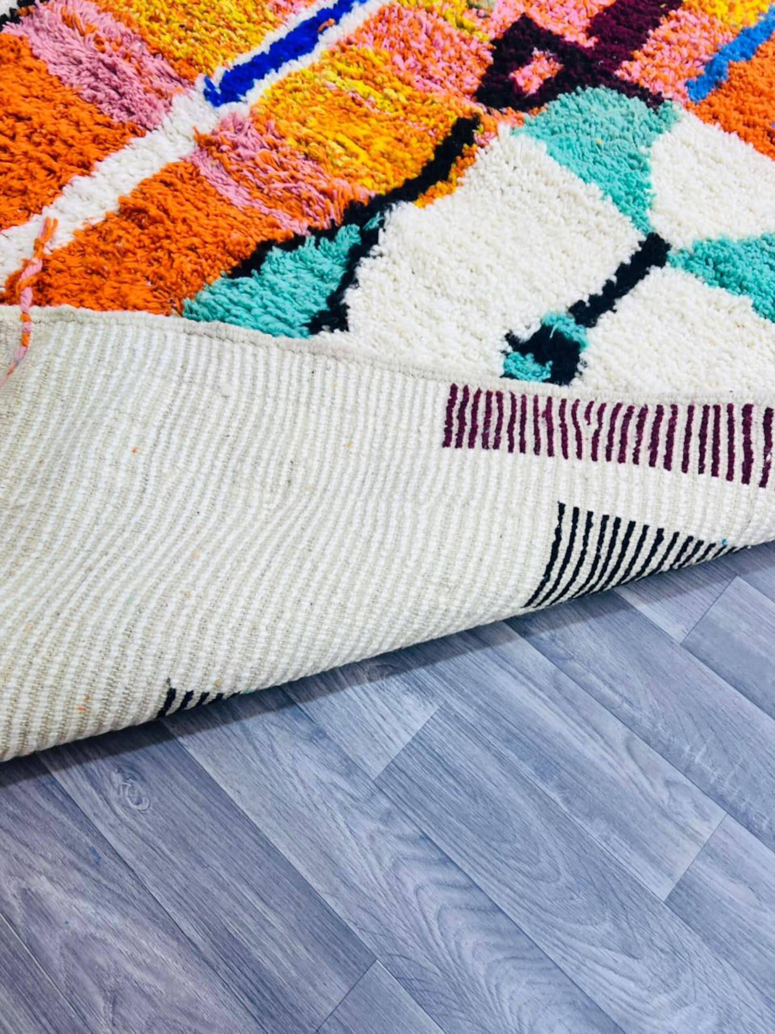 Handmade Berber rug in wool 150cm/250cm