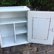 Armoire de toilette en métal blanc 1950