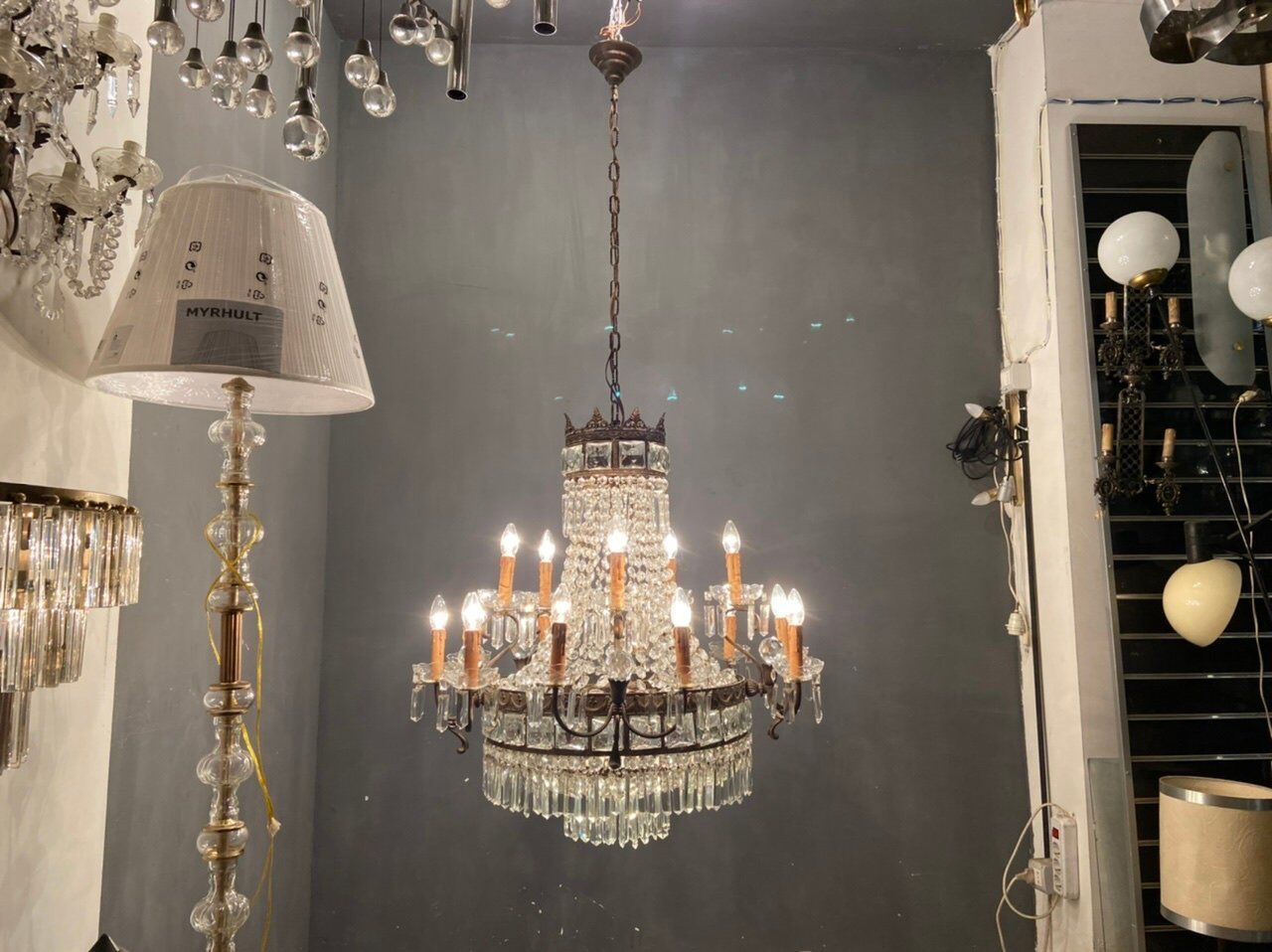 Italian crystal chandelier, 1940s