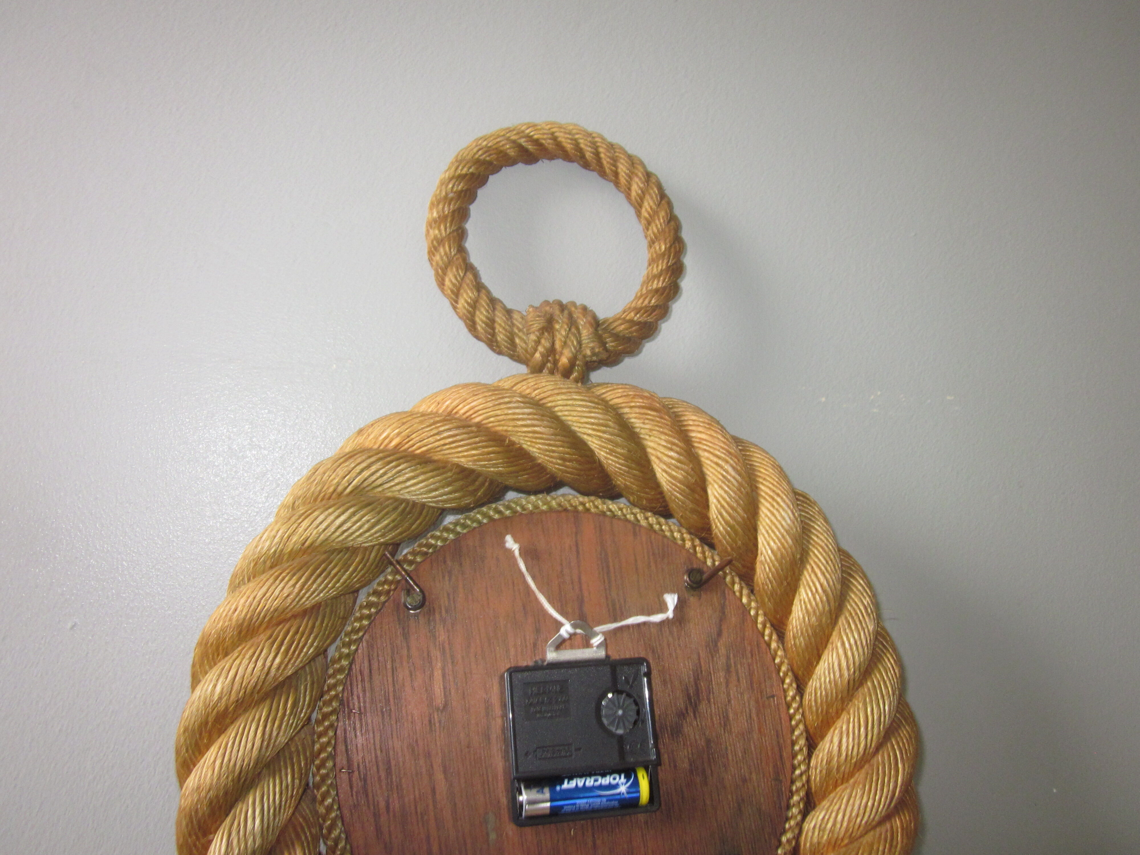 Vintage rope clock