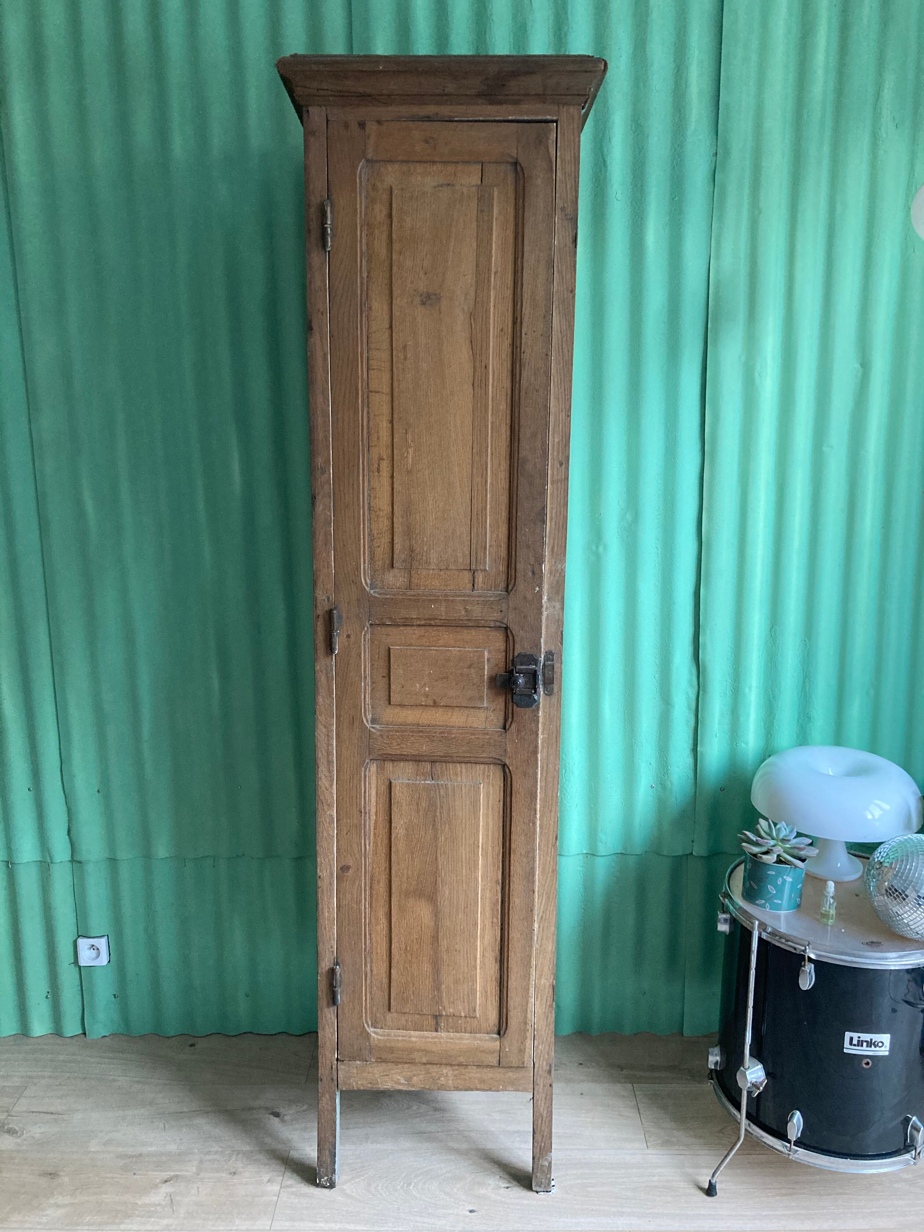 Armoire vestiaire ancienne