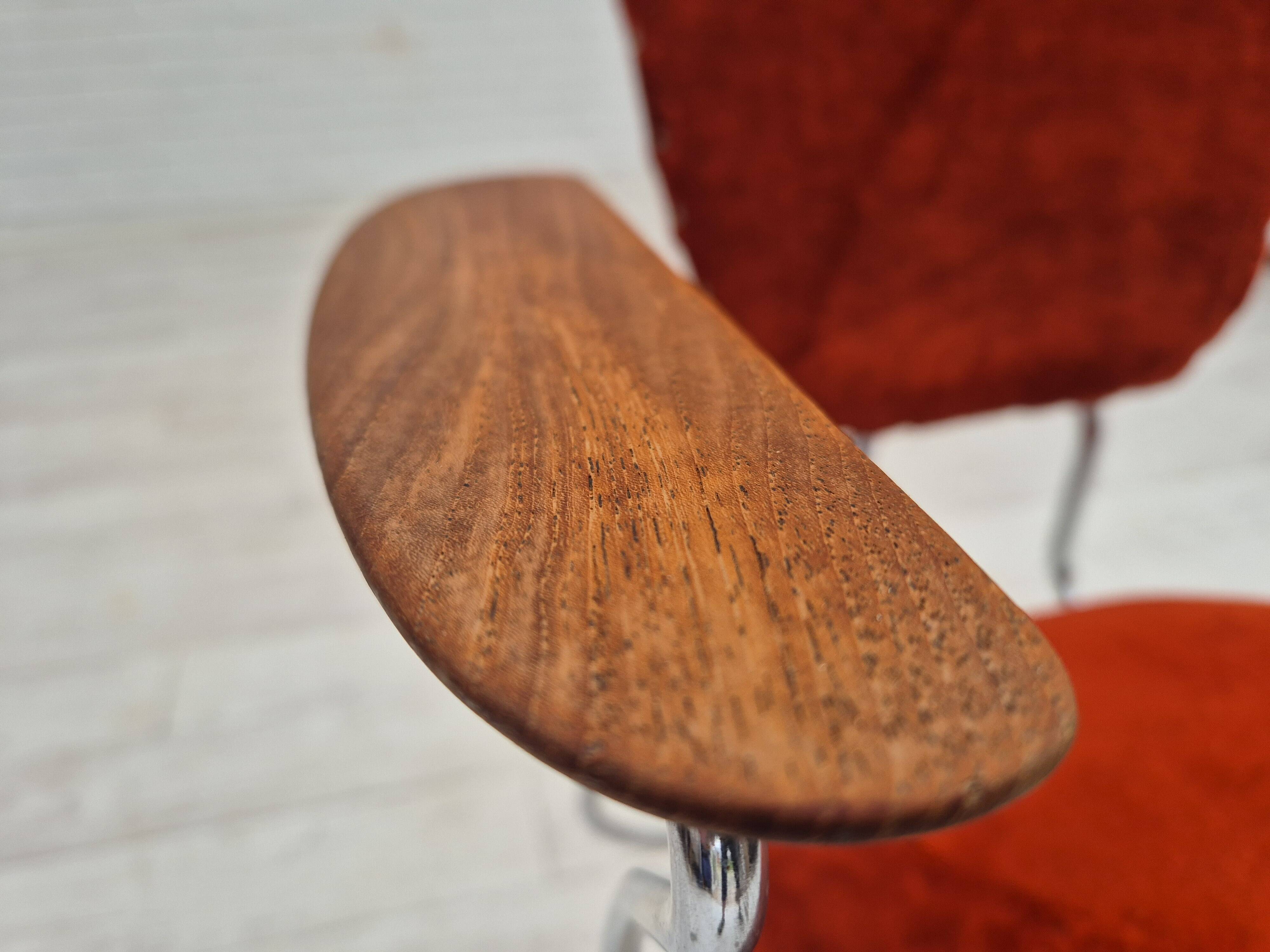 Fauteuil danois des années 1960, état d'origine, accoudoirs en bois de teck, acier chromé.