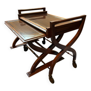 Chariot de service en