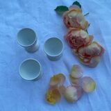 Lot de 3 coquetiers  anglais en faïence