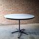 Table Eames 650