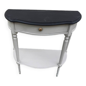 Grey console